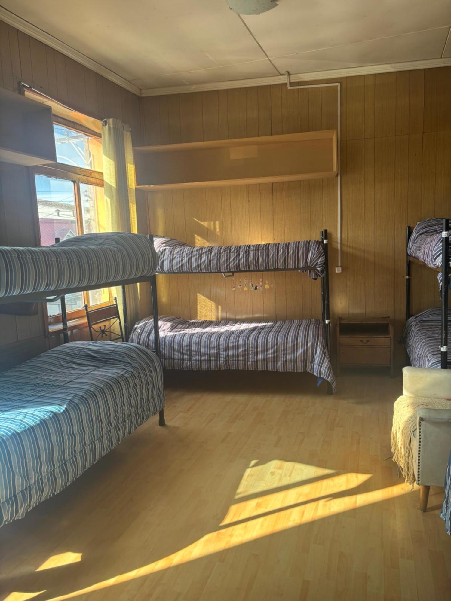 Hostel La Morenita Пунта-Аренас Екстер'єр фото